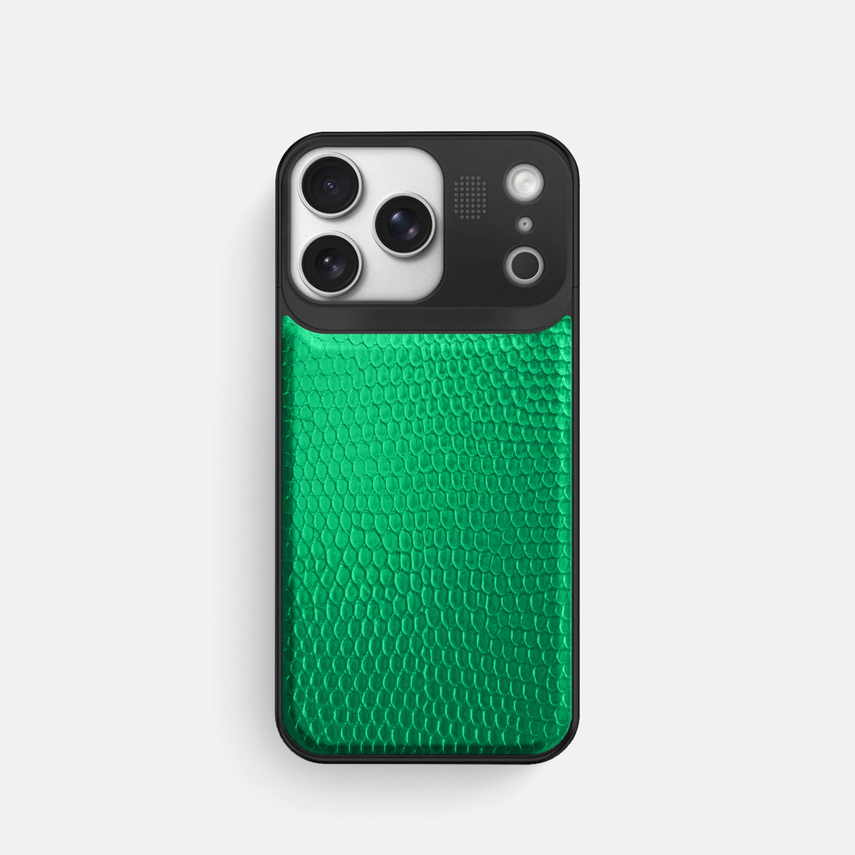 Metal Case For iPhone 17 Pro In Lizard -1 | Apple-Green-Black