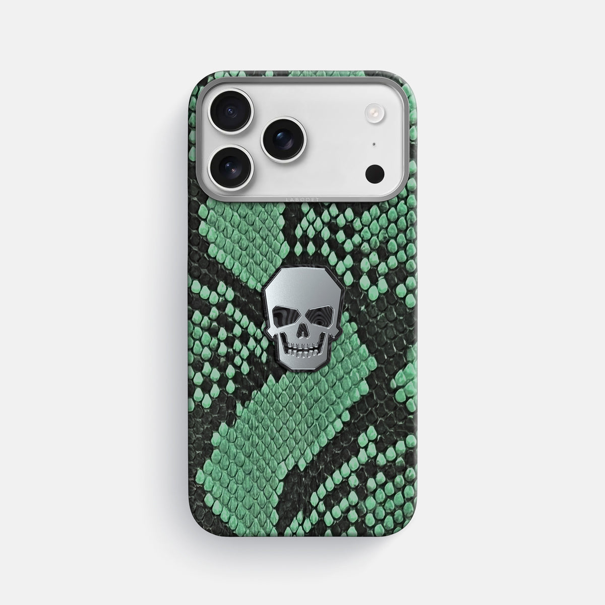 Classic Case With Titanium Skull For iPhone 17 Pro Max In Deluxe Python -1 | Forest-Green-Steel