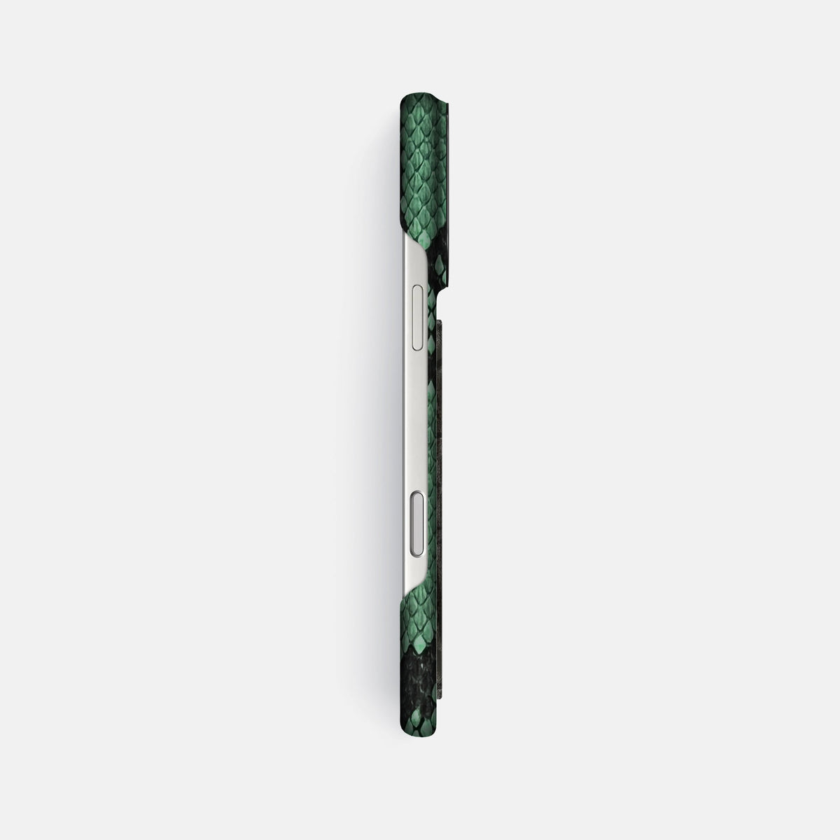 Classic Case With Carbon Dragon For iPhone 18 Pro Max In Deluxe Python -3 | Forest-Green-Black