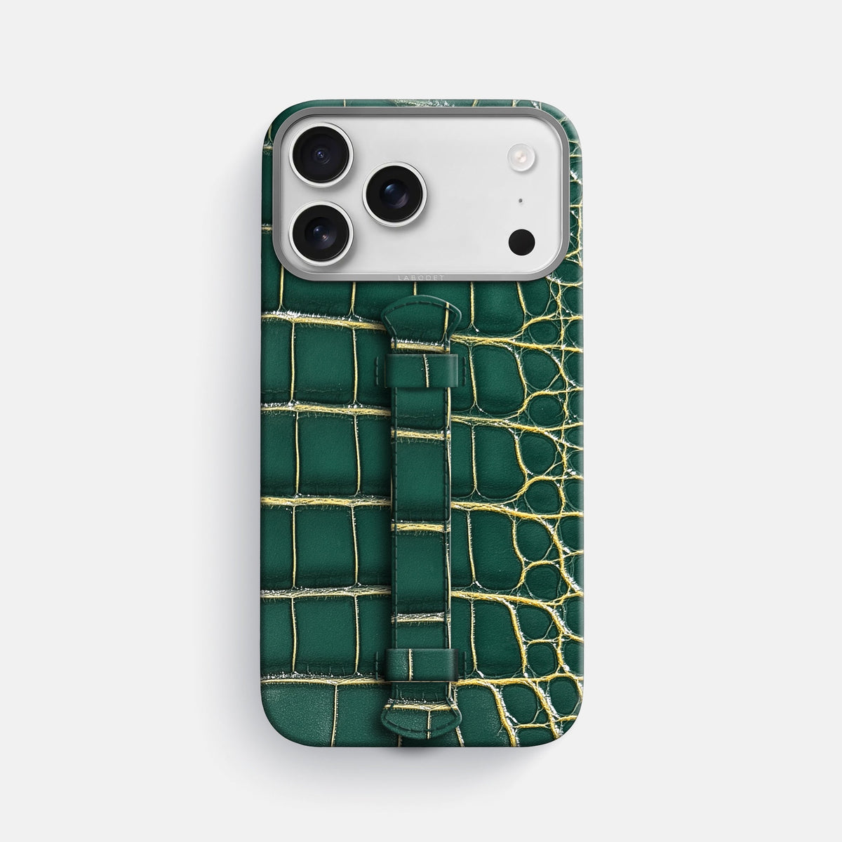 Center Handle For iPhone 18 Pro Max In Patina Alligator -1 | Cambridge-Steel