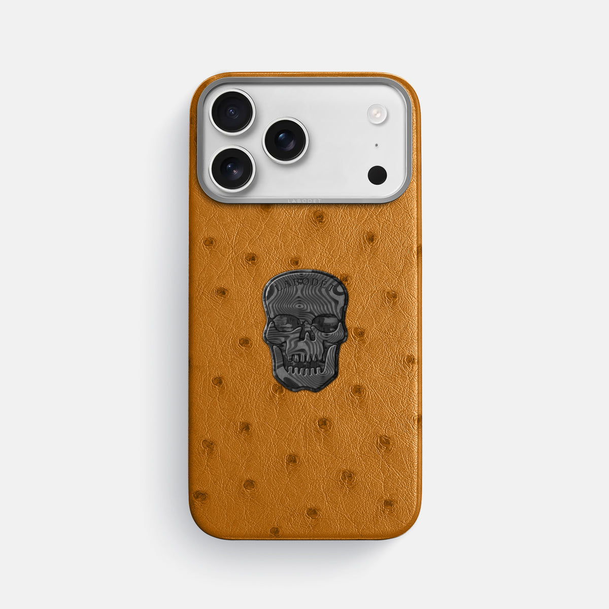 Classic Case With Carbon Skull For iPhone 17 Pro Max In Ostrich -1 | Chestnut-Steel