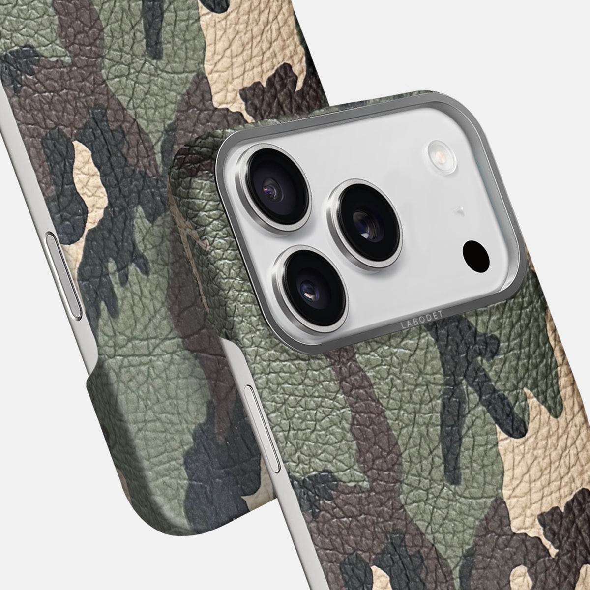 Classic Case For iPhone 17 Pro In Calf -6 | Camouflage-Steel