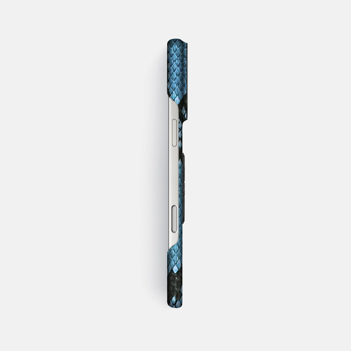 Classic Case With Titanium Skull For iPhone 18 Pro Max In Deluxe Python -3 | Pacific-Blue-Black