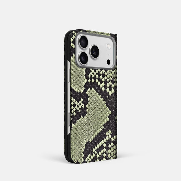 Folio Case For iPhone 17 Pro In Deluxe Python