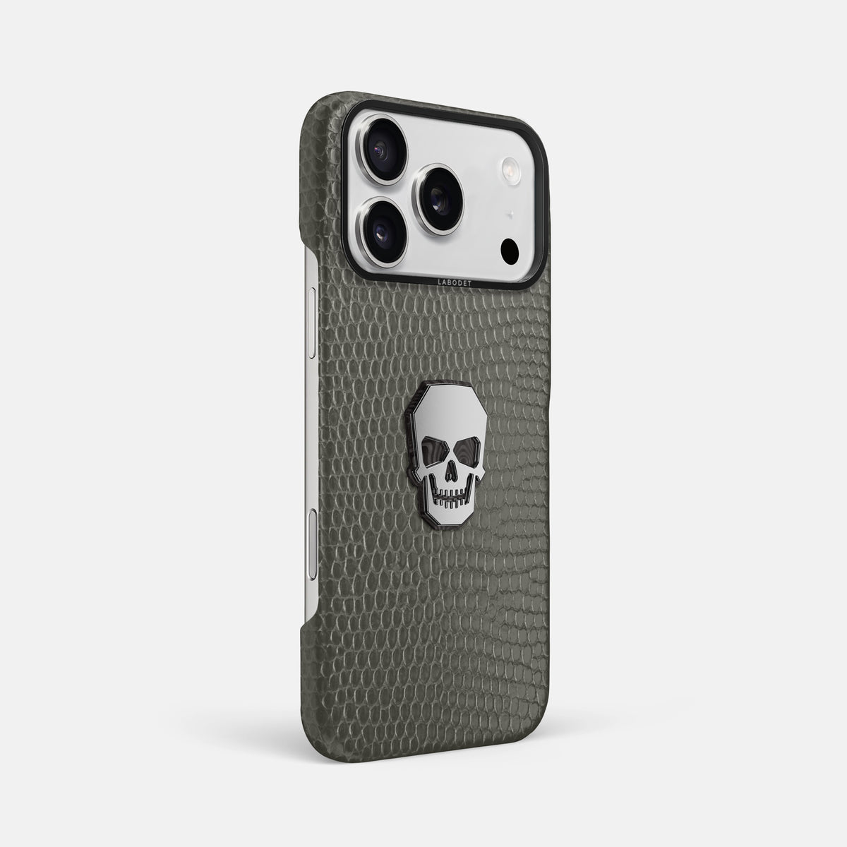 Classic Case With Titanium Skull For iPhone 17 Pro Max In Lizard -2 | Grey-Black