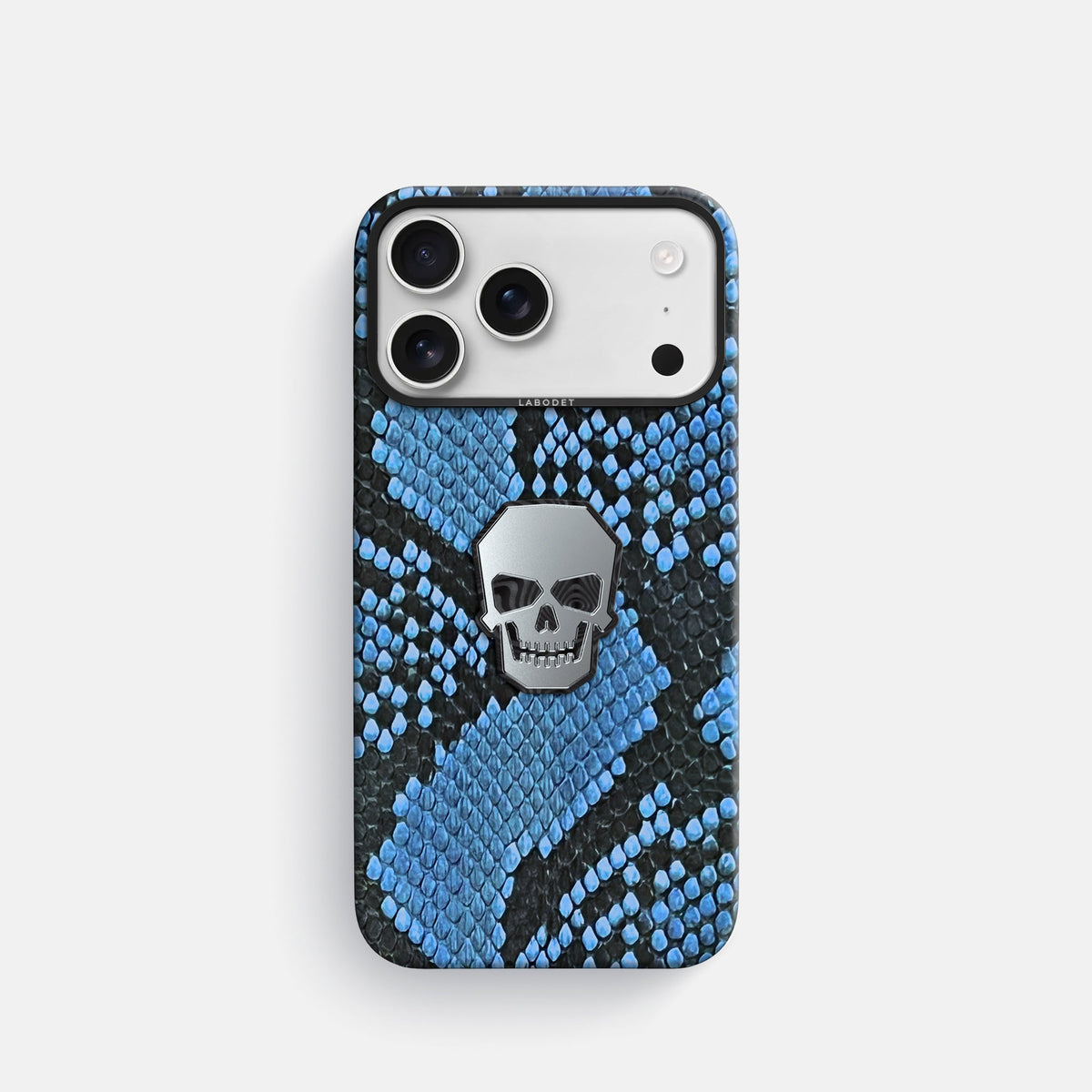 Classic Case With Titanium Skull For iPhone 18 Pro In Deluxe Python -1 | Blue-Jeans-Black
