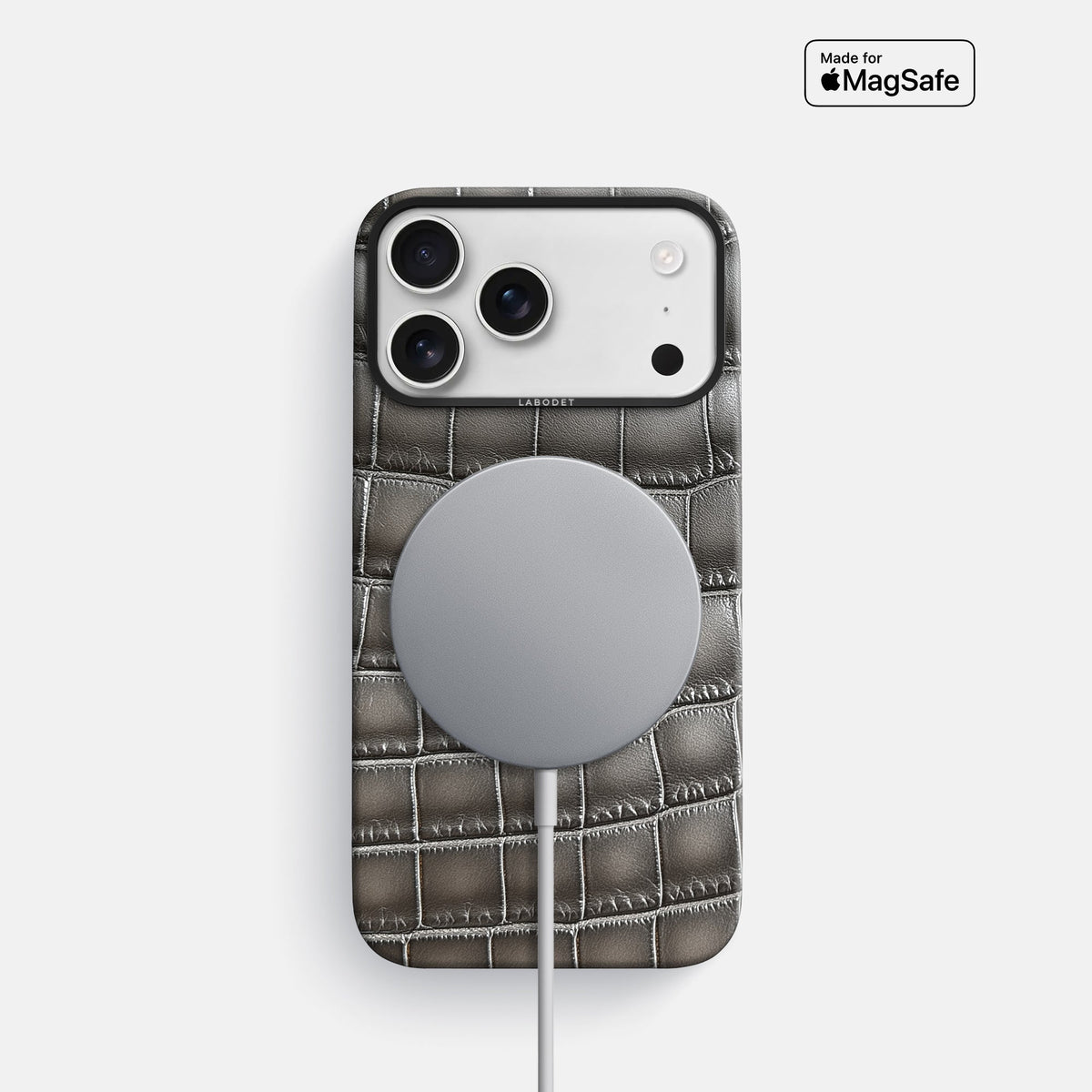 Classic Case For iPhone 18 Pro In Patina Alligator -5 | Grey-Black