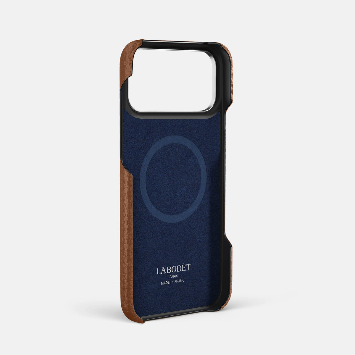Center Handle For iPhone 17 Pro Max In Calf -3 | Caramel-Steel