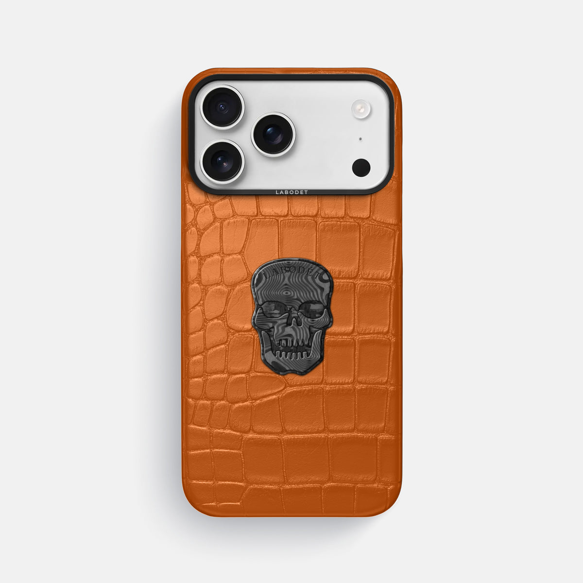 Classic Case With Carbon Skull For iPhone 17 Pro Max In Alligator -1 | Orange-Black