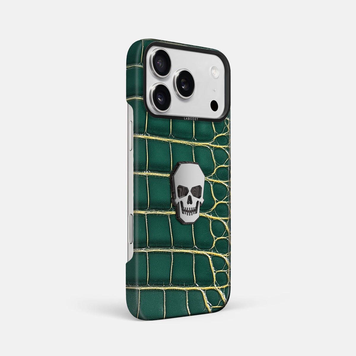 Classic Case With Titanium Skull For iPhone 18 Pro Max In Patina Alligator -2 | Cambridge-Black