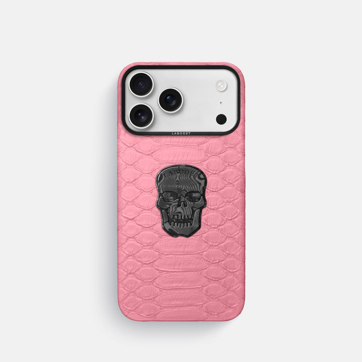 Classic Case With Carbon Skull For iPhone 18 Pro In Python -1 | Pink-Black