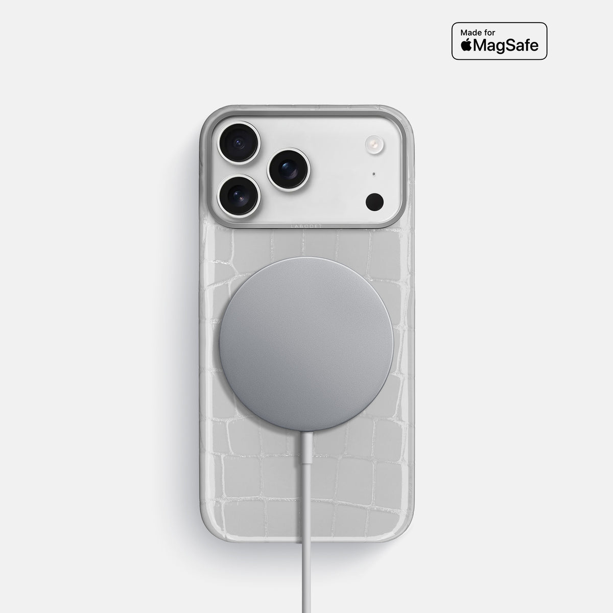 Classic Case For iPhone 17 Pro In Shiny Alligator -5 | White-Steel