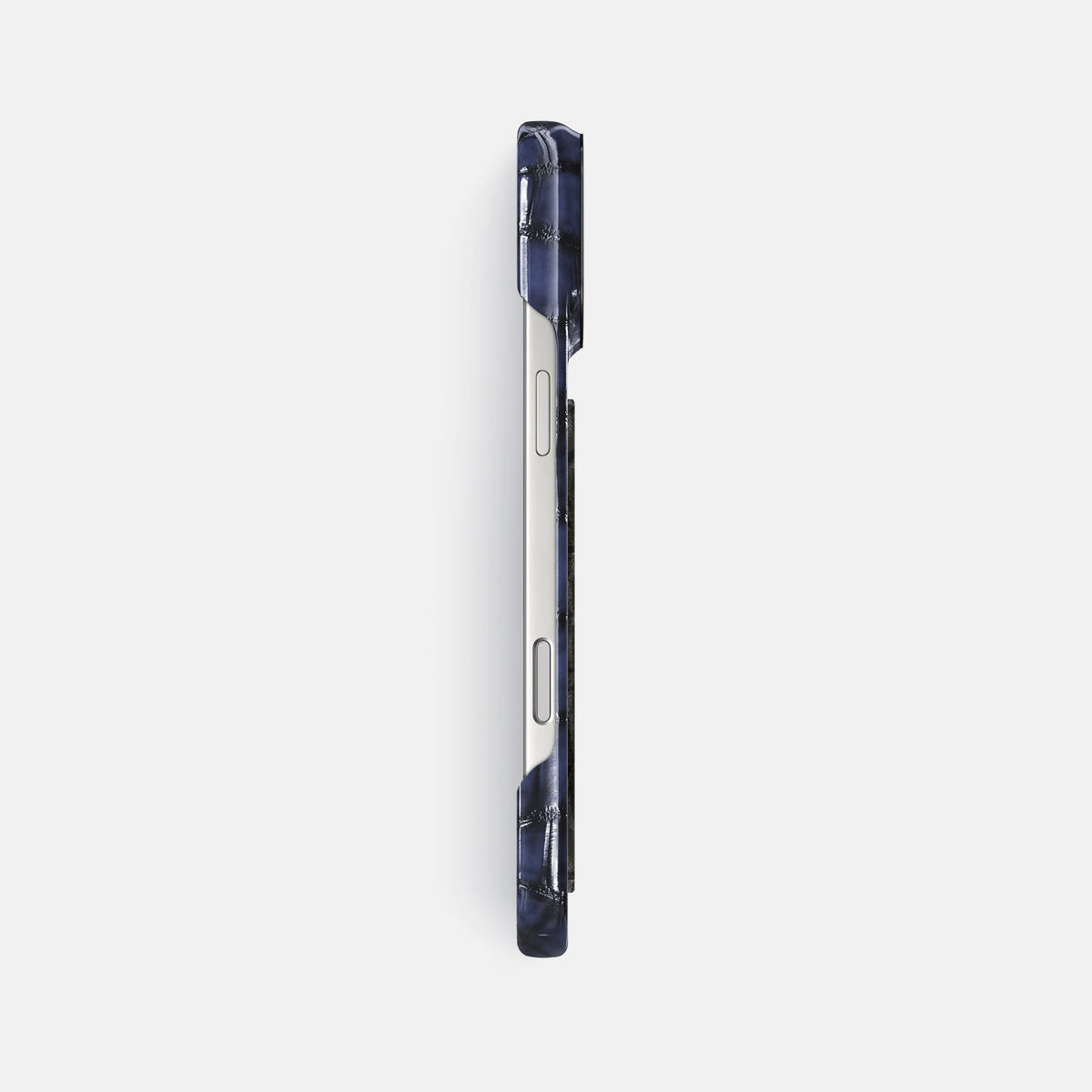 Classic Case With Carbon Dragon For iPhone 18 Pro Max In Patina Alligator -3 | Havana-Blue-Black