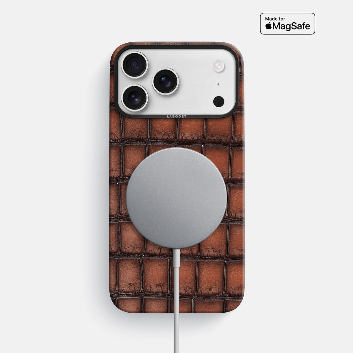 Classic Case For iPhone 18 Pro Max In Patina Alligator -5 | Baobab-Black