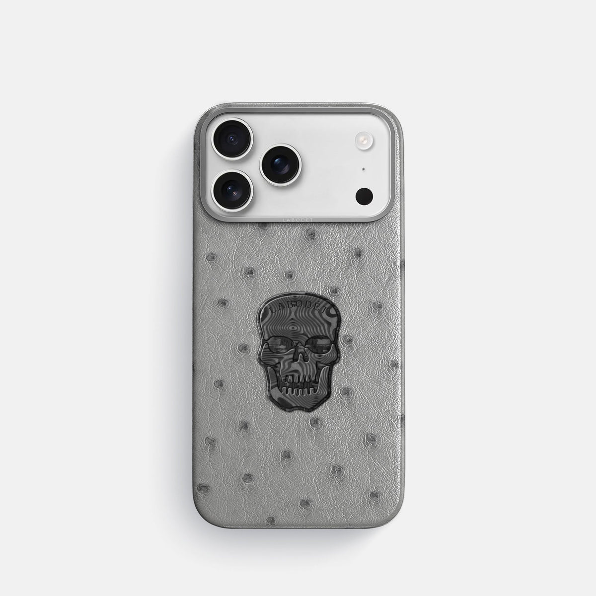 Classic Case With Carbon Skull For iPhone 18 Pro In Ostrich -1 | Silver-Steel