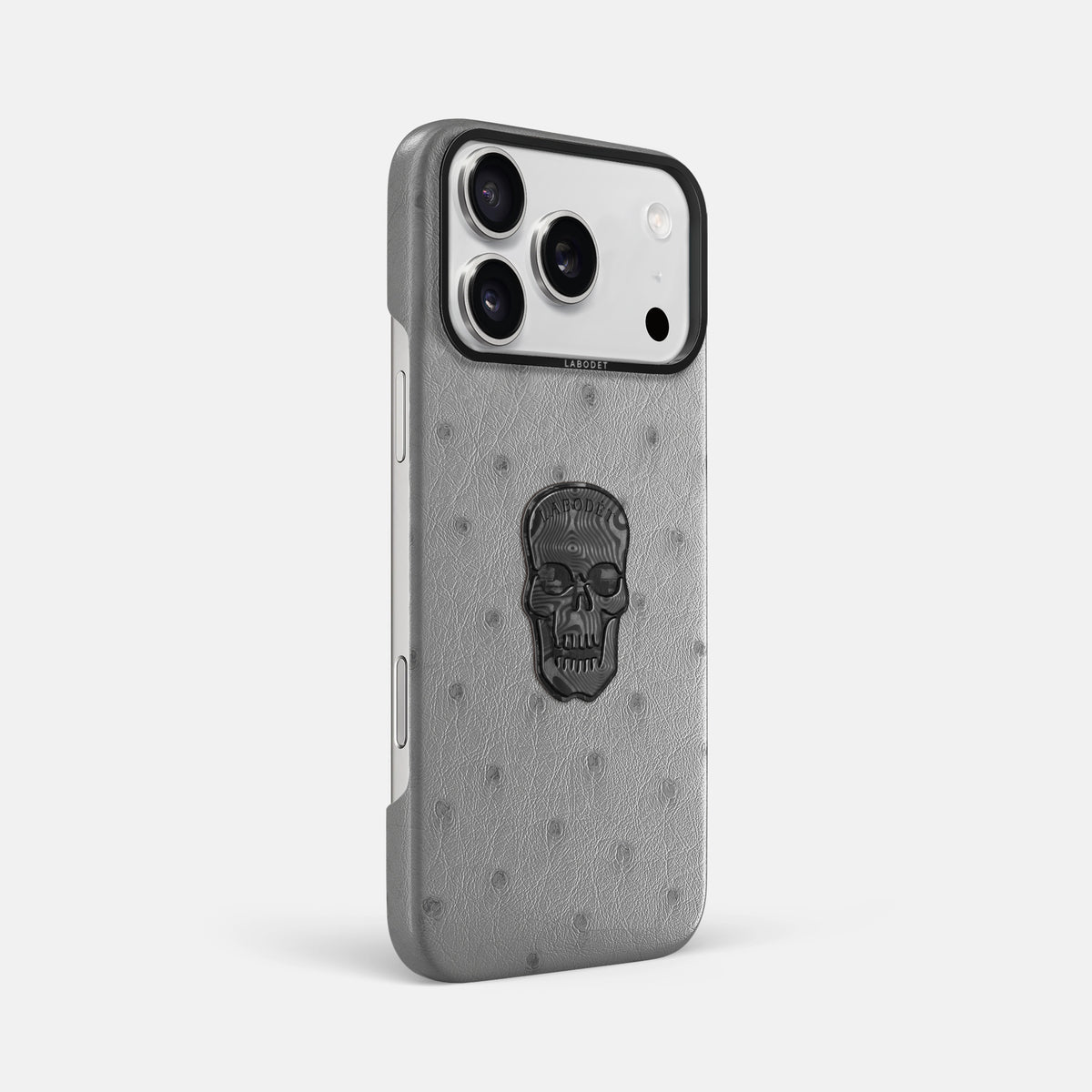 Classic Case With Carbon Skull For iPhone 17 Pro Max In Ostrich -2 | Silver-Black