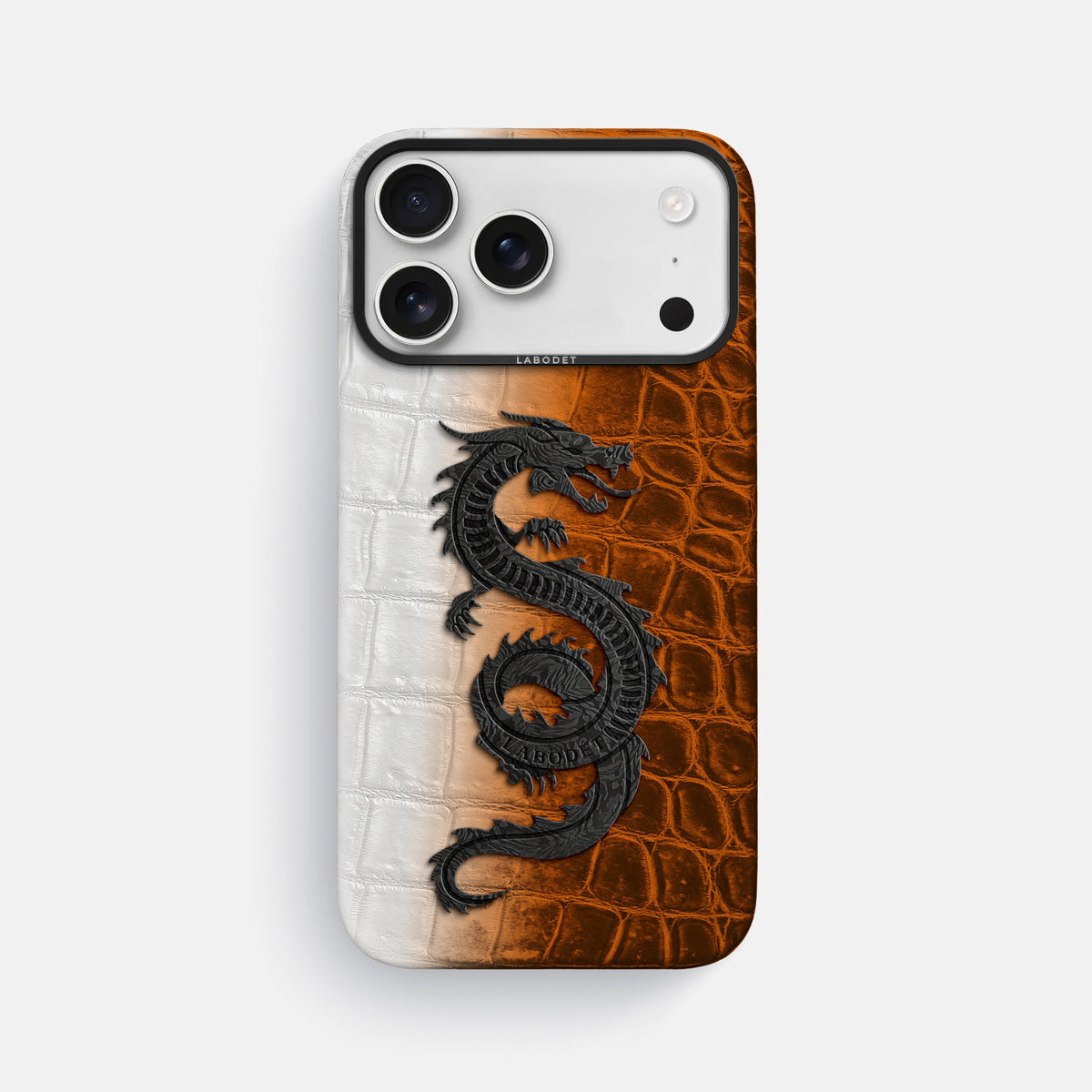 Classic Case With Carbon Dragon For iPhone 17 Pro Max In Himalayan Crocodile