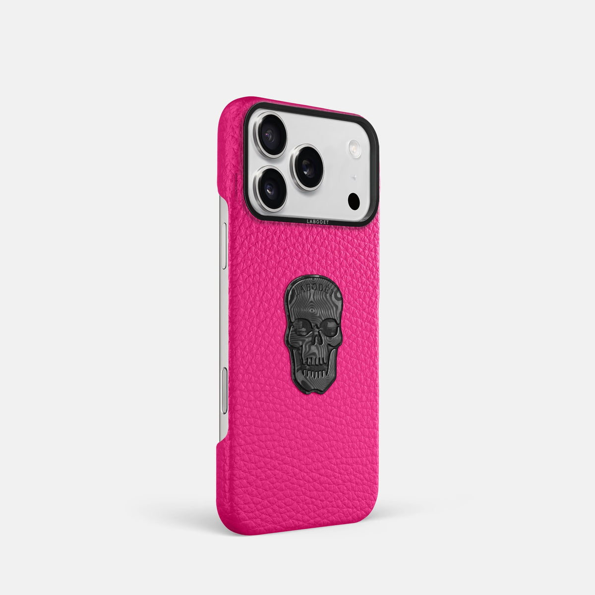 Classic Case With Carbon Skull For iPhone 18 Pro In Calf -2 | Magenta-Black