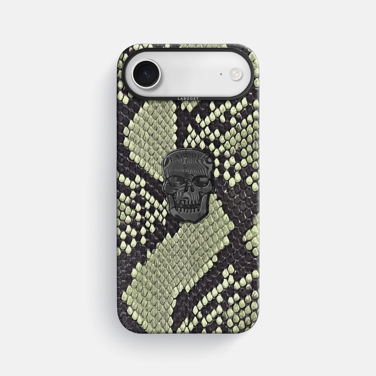 Classic Case With Carbon Skull For iPhone 17 Air In Deluxe Python -1 | Army-Green-Black