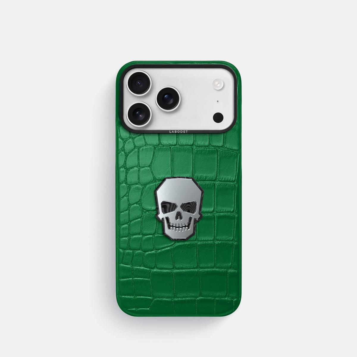 Classic Case With Titanium Skull For iPhone 18 Pro In Alligator -1 | Forest-Green-Black