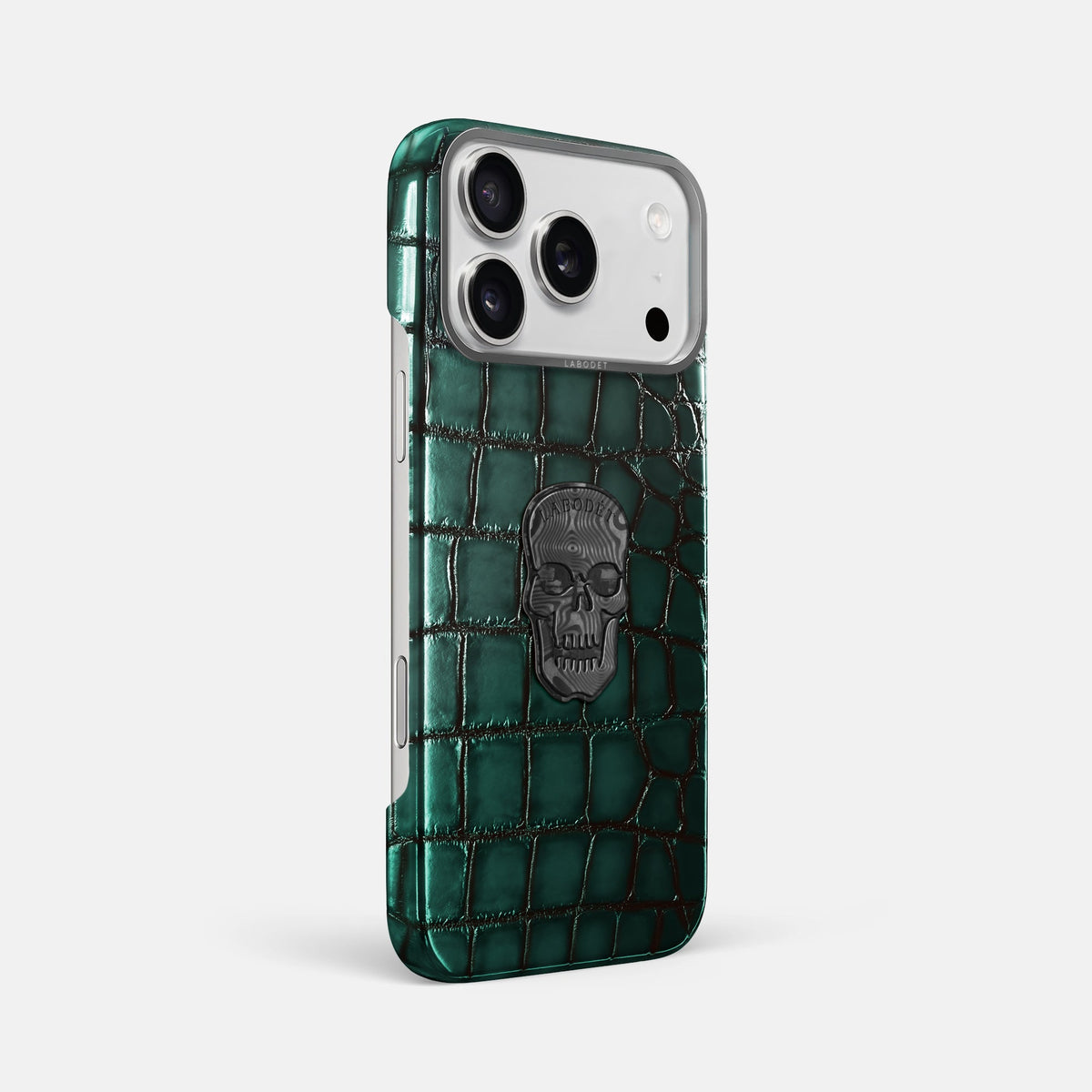 Classic Case With Carbon Skull For iPhone 18 Pro Max In Patina Alligator -2 | Green-Steel