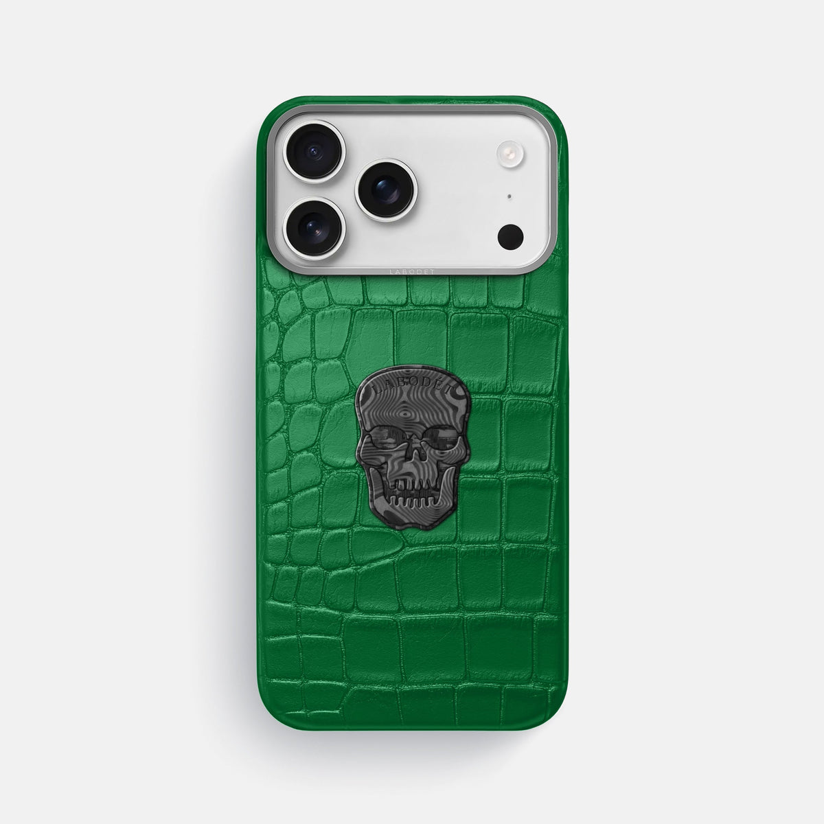Classic Case With Carbon Skull For iPhone 18 Pro Max In Alligator -1 | Forest-Green-Steel