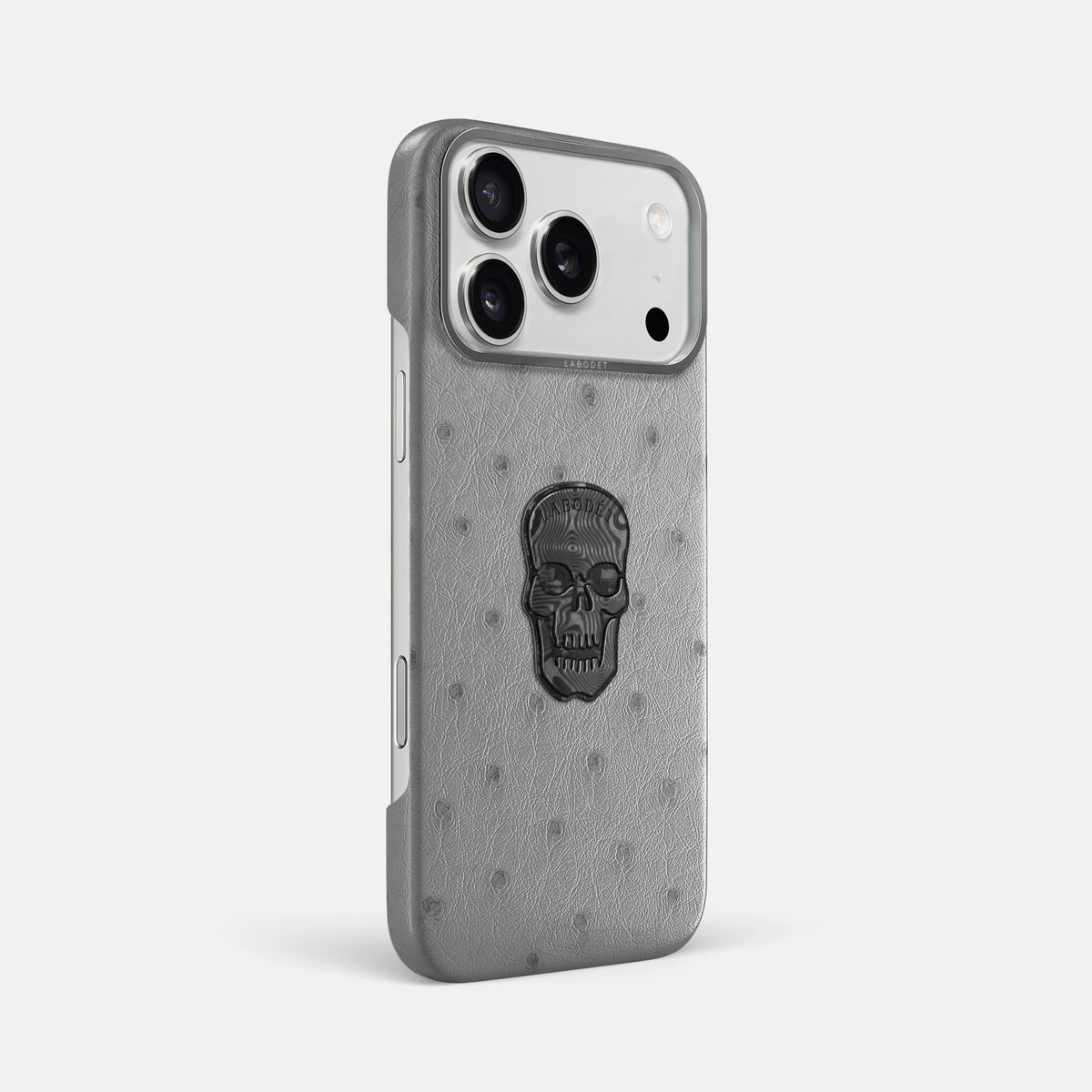 Classic Case With Carbon Skull For iPhone 17 Pro Max In Ostrich -2 | Silver-Steel