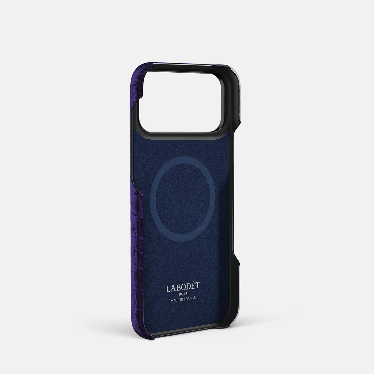 Center Handle For iPhone 17 Pro In Himalayan Crocodile -4 | Purple-Black