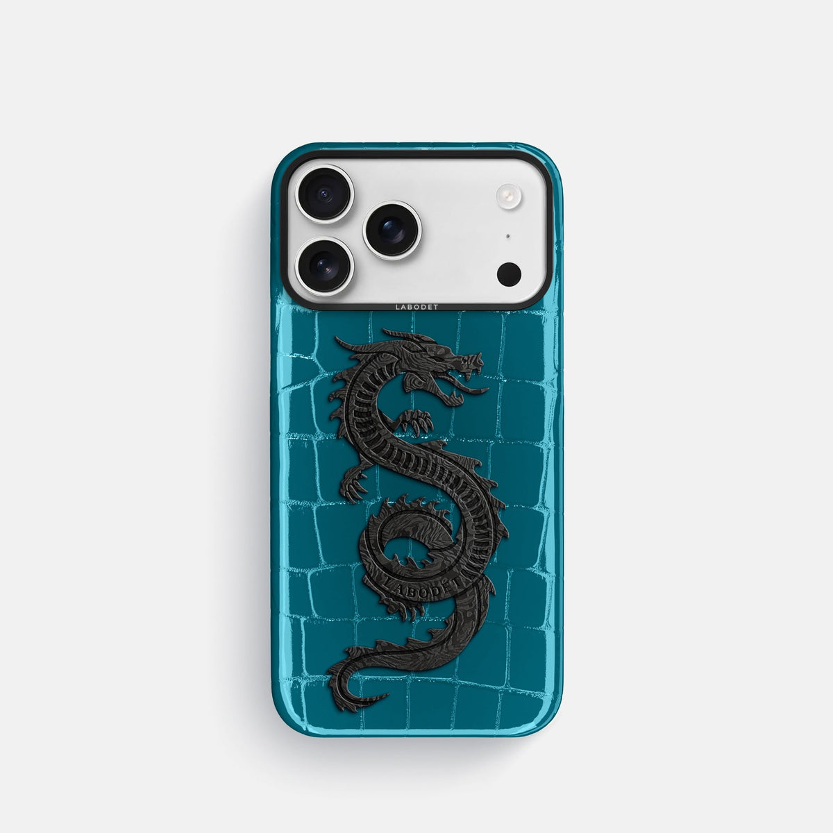 Classic Case With Carbon Dragon For iPhone 18 Pro In Shiny Alligator -1 | Curacao-Black