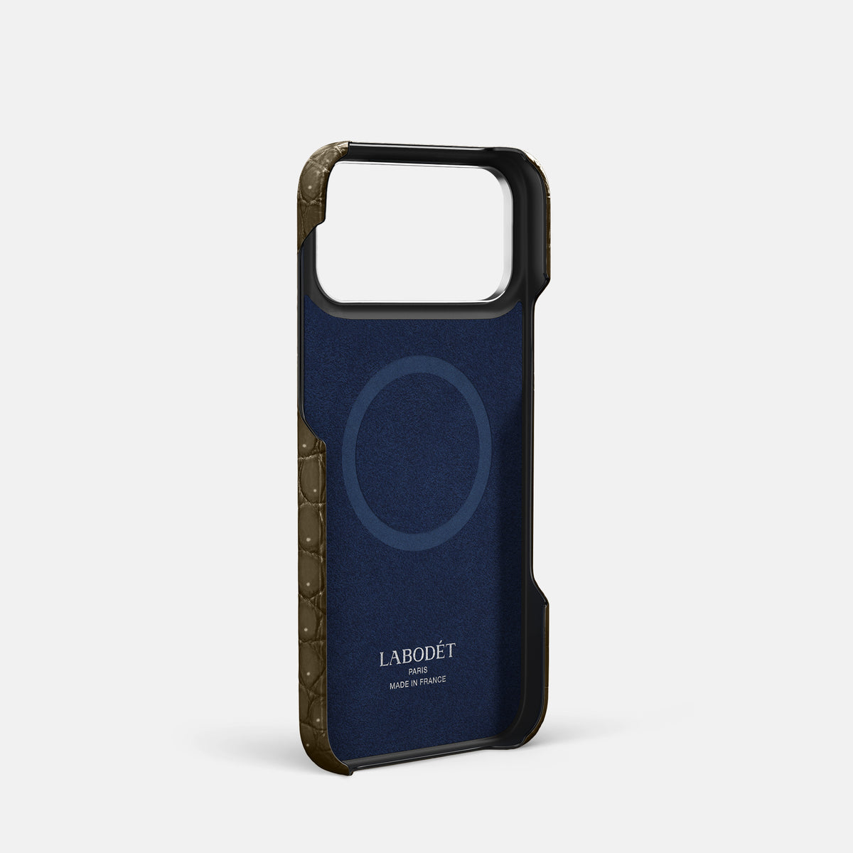 Handle Case For iPhone 17 Pro In Porosus Crocodile -4 | Bronze-Steel