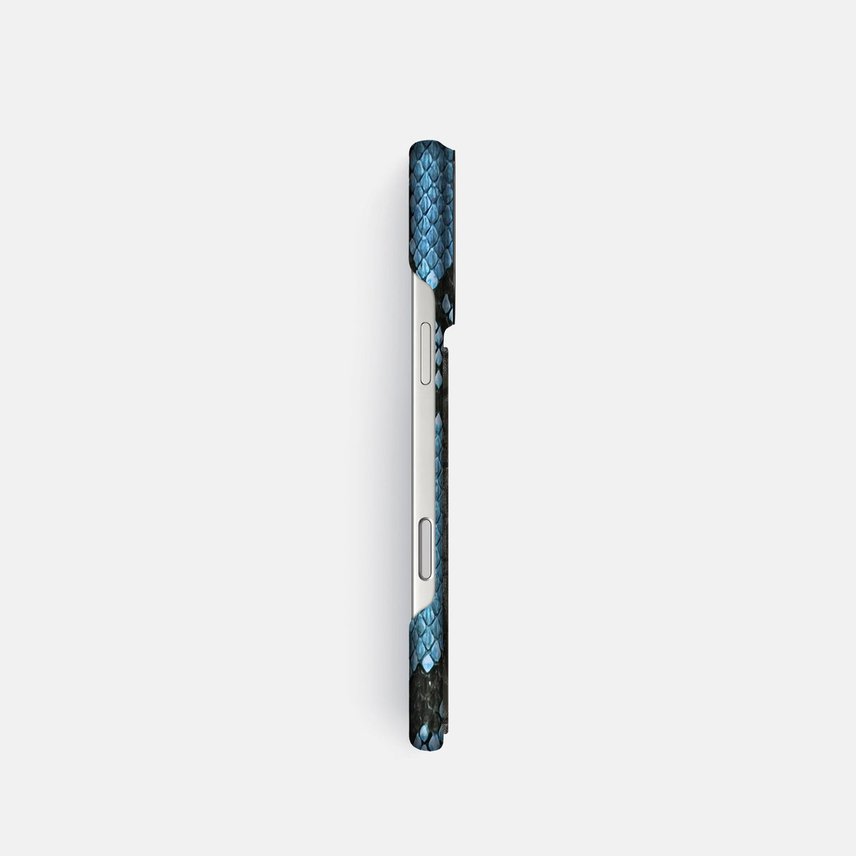 Classic Case With Carbon Dragon For iPhone 18 Pro In Deluxe Python -3 | Pacific-Blue-Black