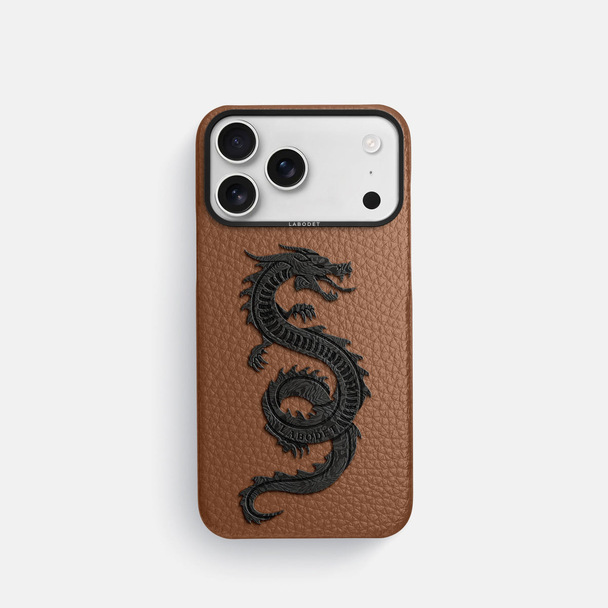 Classic Case With Carbon Dragon For iPhone 18 Pro In Calf -1 | Caramel-Black