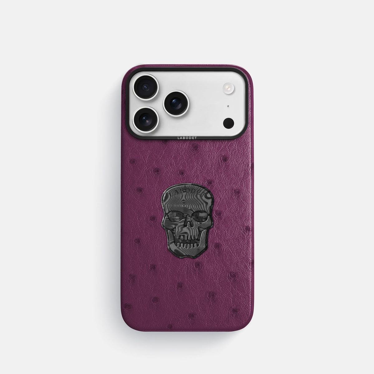 Classic Case With Carbon Skull For iPhone 18 Pro In Ostrich -1 | Purple-Black