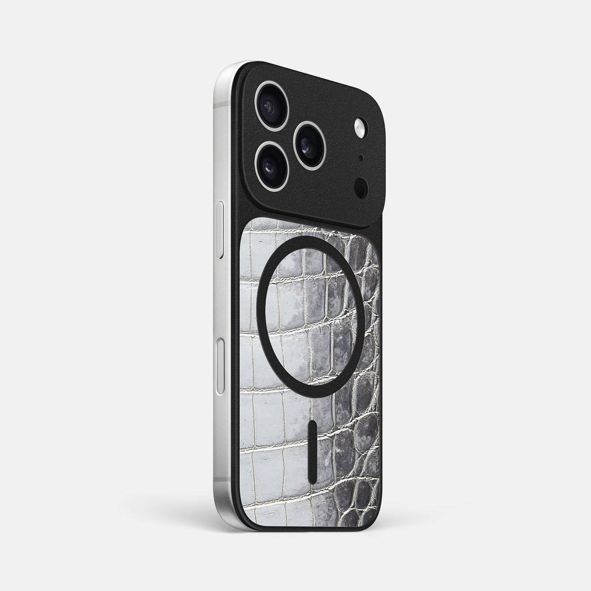 MagSafe Mask For iPhone 17 Pro Max In Himalayan Crocodile -2 | Silver