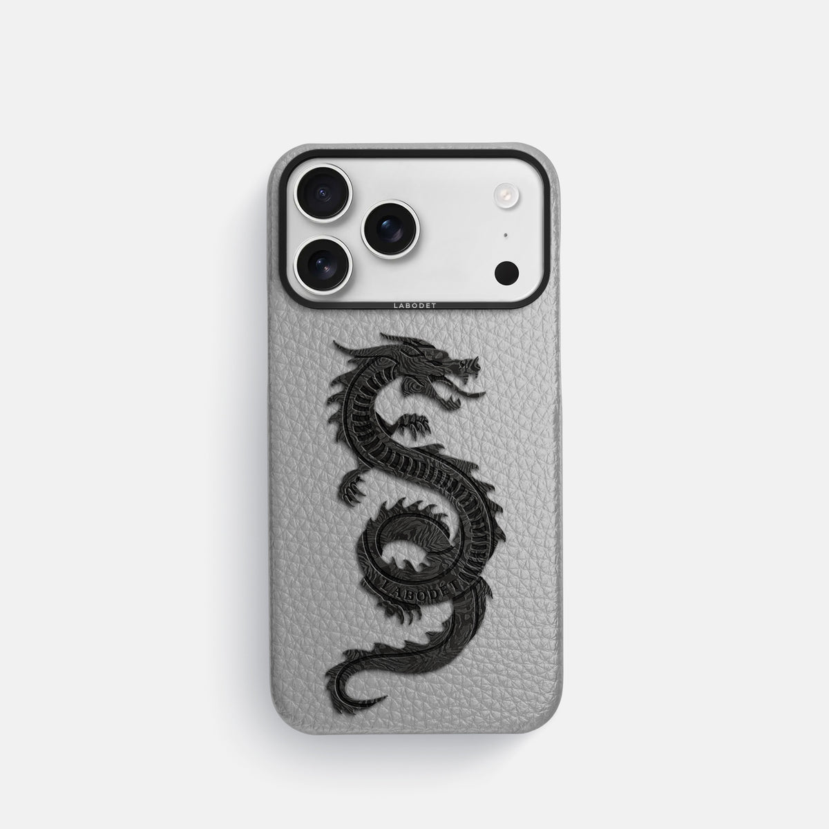 Classic Case With Carbon Dragon For iPhone 17 Pro In Calf -1 | Nuage-Black