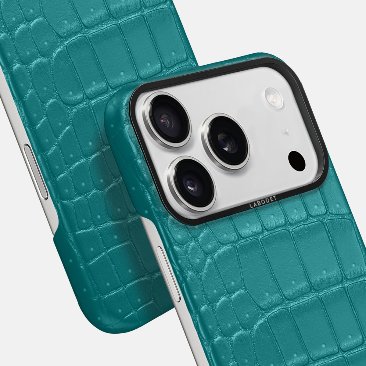 Classic Case For iPhone 17 Pro Max In Porosus Crocodile -6 | Celadon-Black