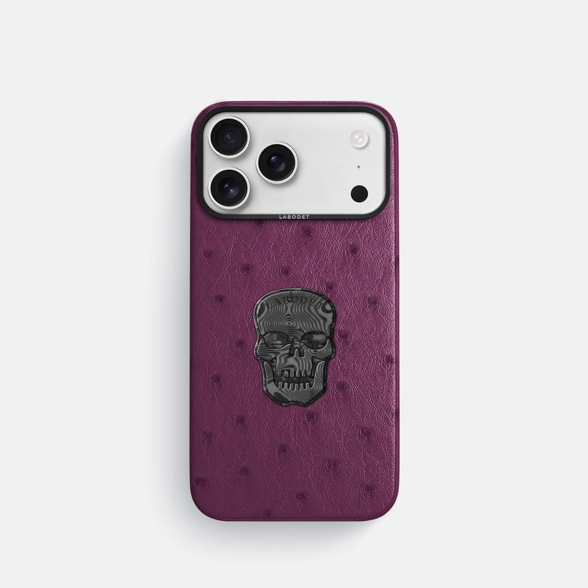 Classic Case With Carbon Skull For iPhone 17 Pro In Ostrich -1 | Purple-Black
