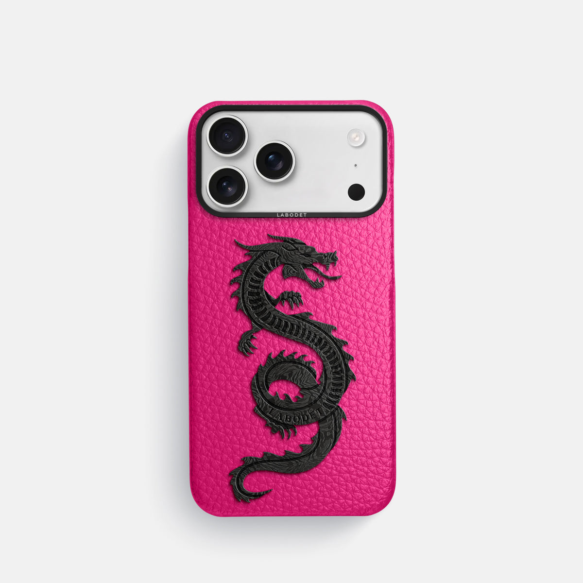 Classic Case With Carbon Dragon For iPhone 17 Pro In Calf -1 | Magenta-Black