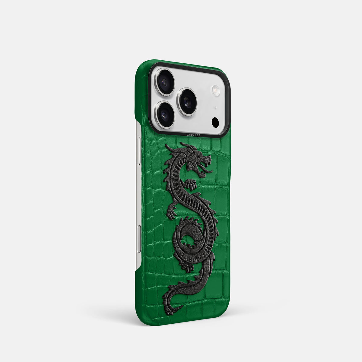 Classic Case With Carbon Dragon For iPhone 17 Pro In Alligator -2 | Forest-Green-Black