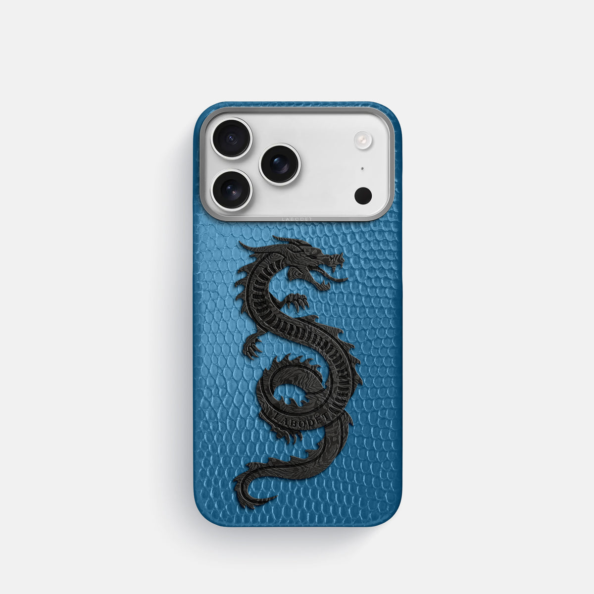 Classic Case With Carbon Dragon For iPhone 17 Pro In Lizard -1 | Blue-Steel