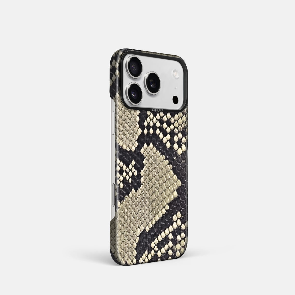 Classic Case For iPhone 17 Pro In Deluxe Python -2 | Savannah-Black