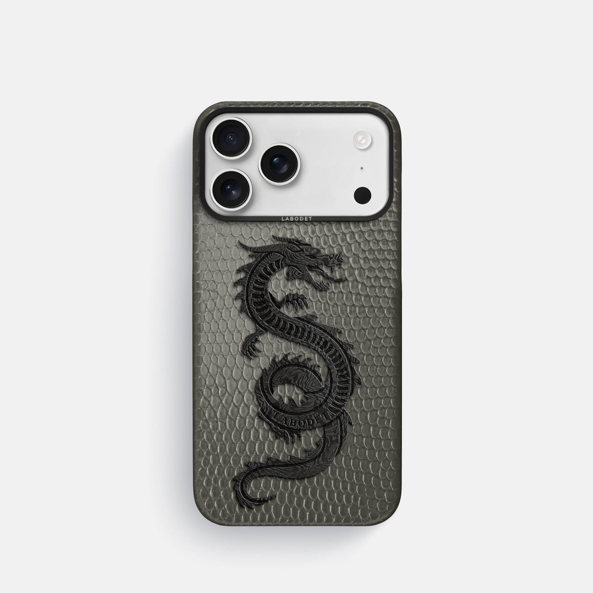 Classic Case With Carbon Dragon For iPhone 18 Pro In Lizard -1 | Grey-Black