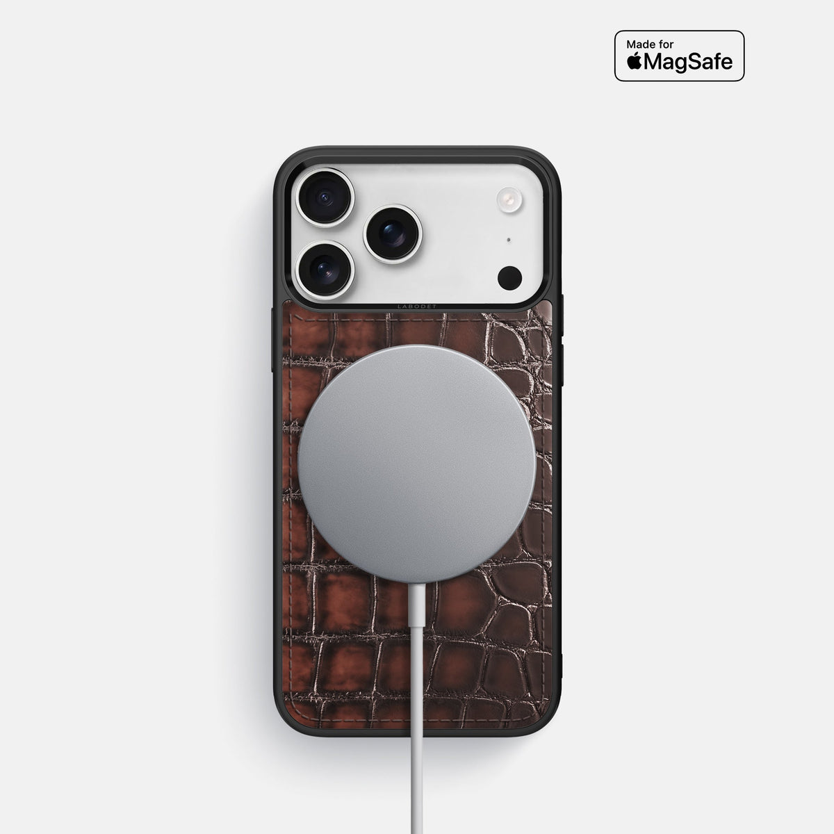 Sport Case For iPhone 18 Pro In Patina Alligator -5 | Havana-Brown