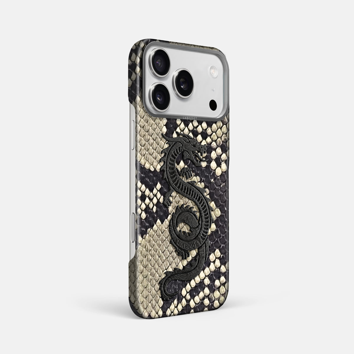 Classic Case With Carbon Dragon For iPhone 17 Pro Max In Deluxe Python -2 | Savannah-Steel