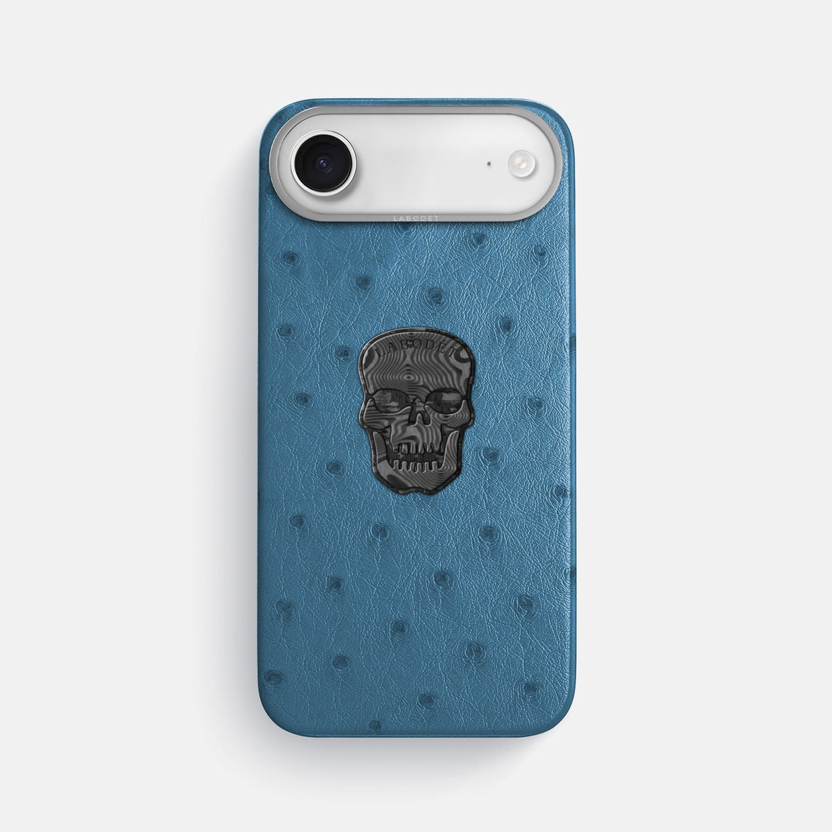 Classic Case With Carbon Skull For iPhone 17 Air In Ostrich