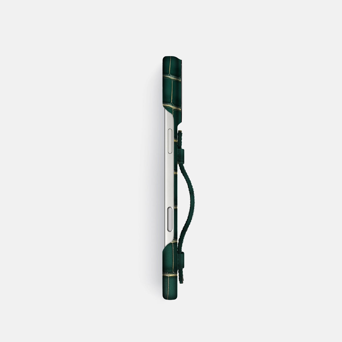 Center Handle For iPhone 18 Pro In Patina Alligator -2 | Cambridge-Black