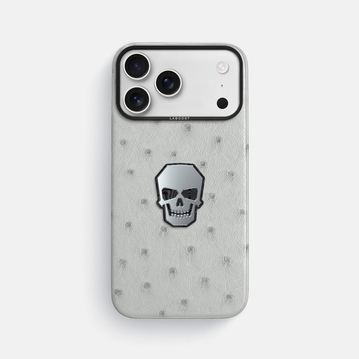 Classic Case With Titanium Skull For iPhone 18 Pro Max In Ostrich -1 | White-Black