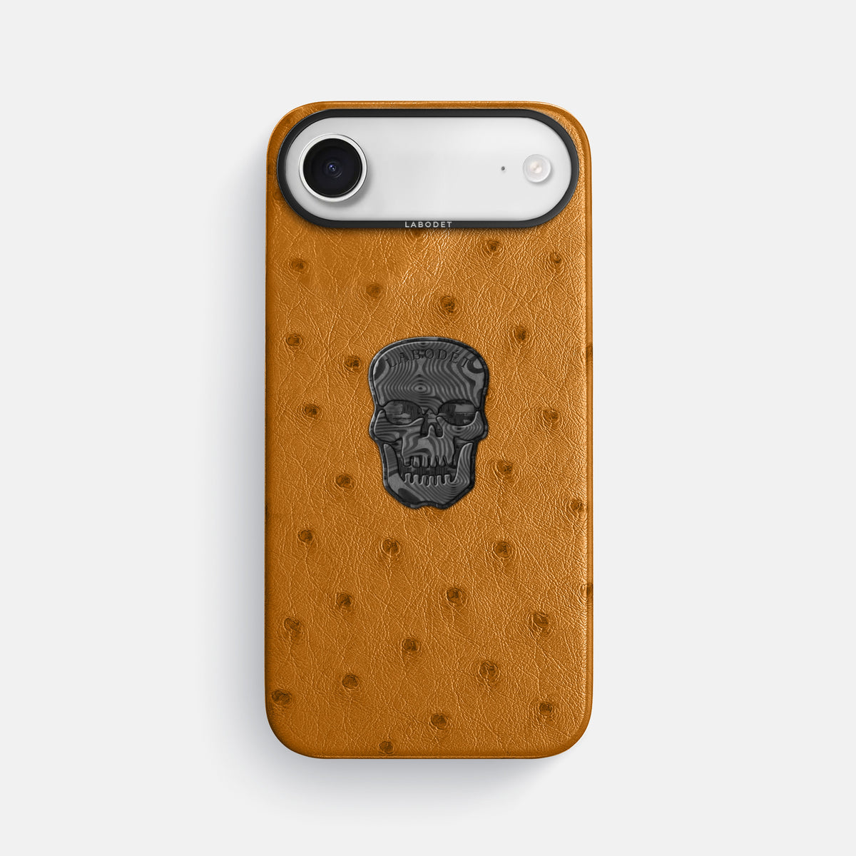 Classic Case With Carbon Skull For iPhone 17 Air In Ostrich -1 | Chestnut-Black