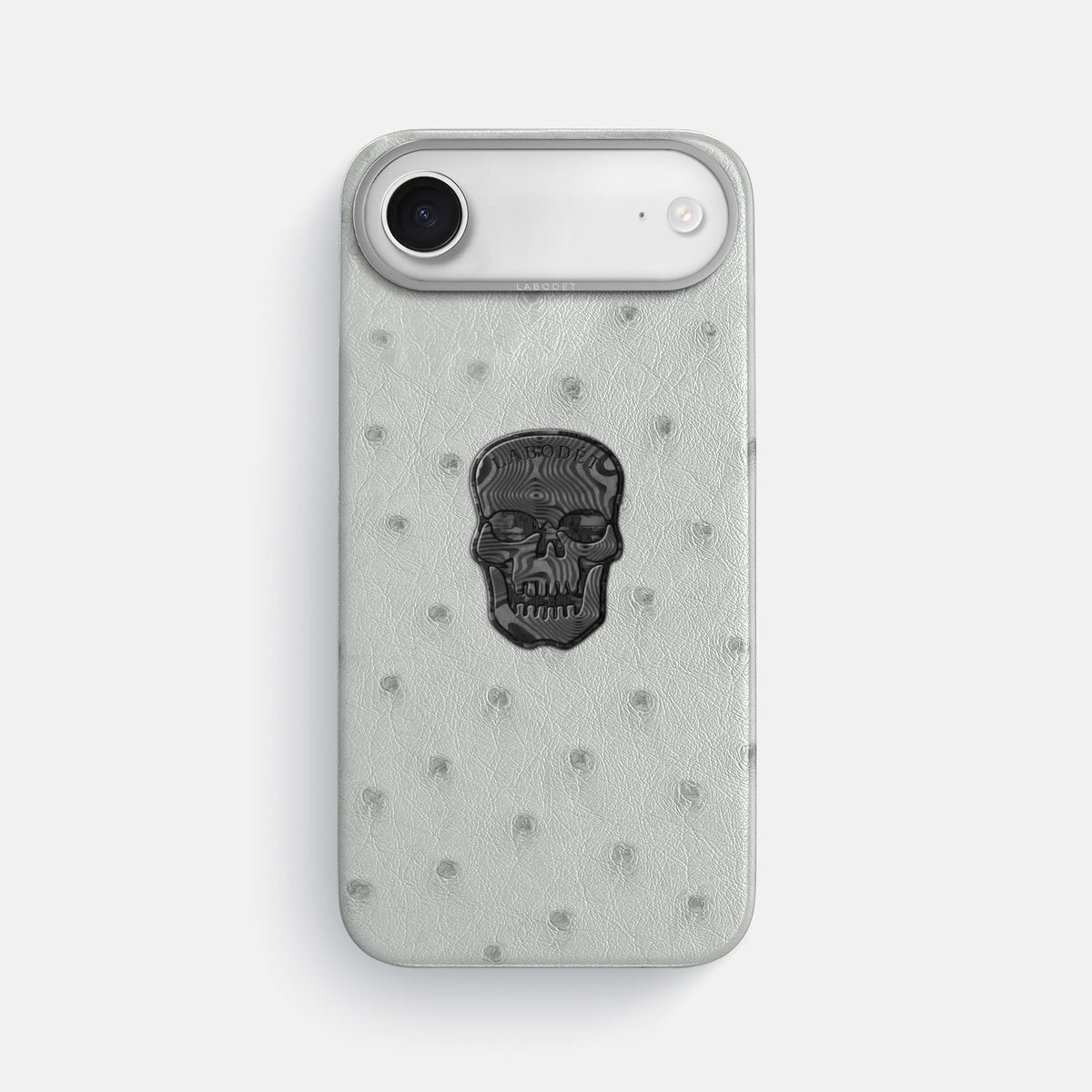 Classic Case With Carbon Skull For iPhone 17 Air In Ostrich
