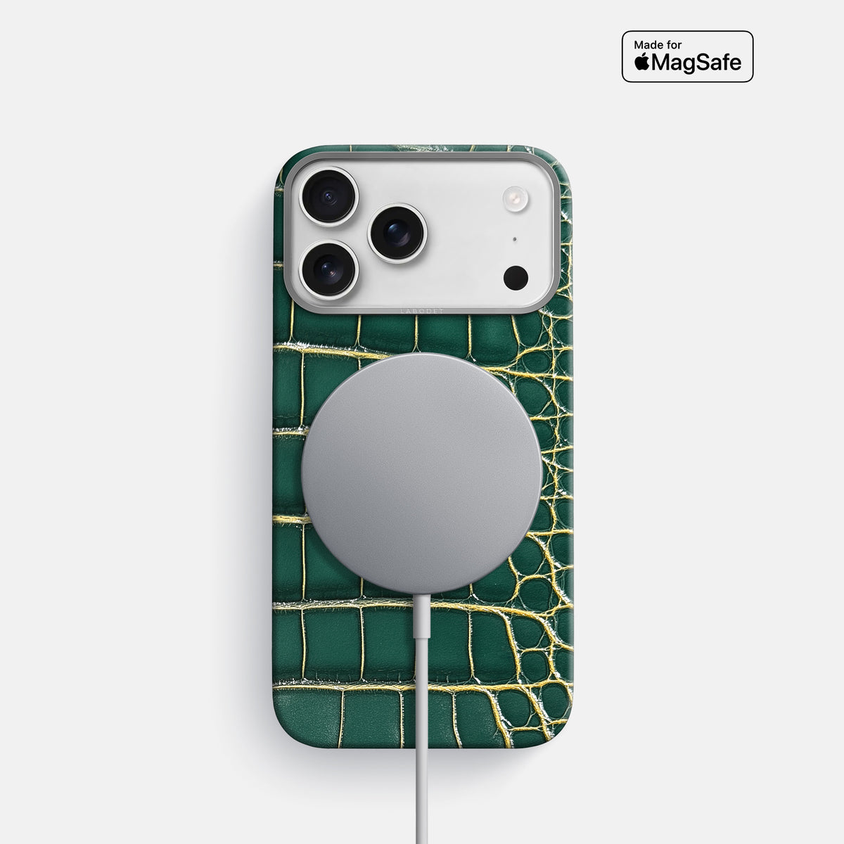 Classic Case For iPhone 17 Pro In Patina Alligator -5 | Cambridge-Steel